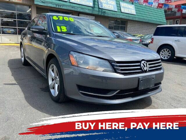 2013 Volkswagen Passat for sale at NATIONAL AUTO GROUP INC in Chicago IL