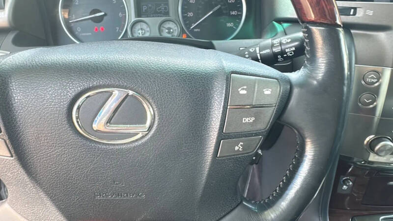 2011 Lexus LX 570