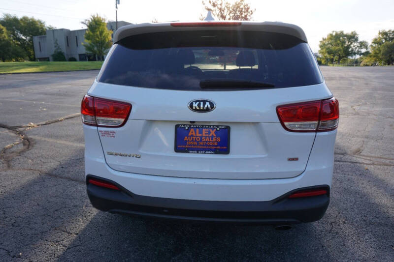2018 Kia Sorento LX
