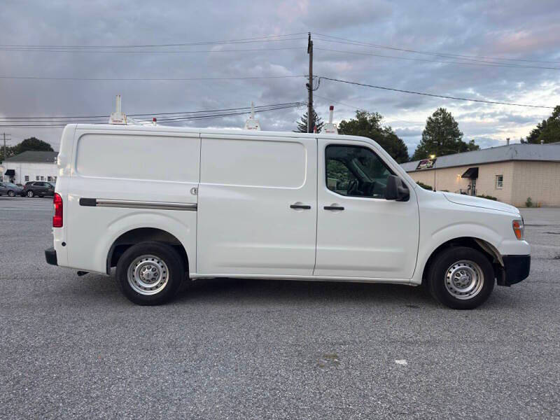 2017 Nissan NV 1500 SV