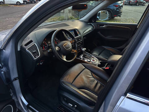 2016 Audi Q5 2.0T quattro Premium Plus