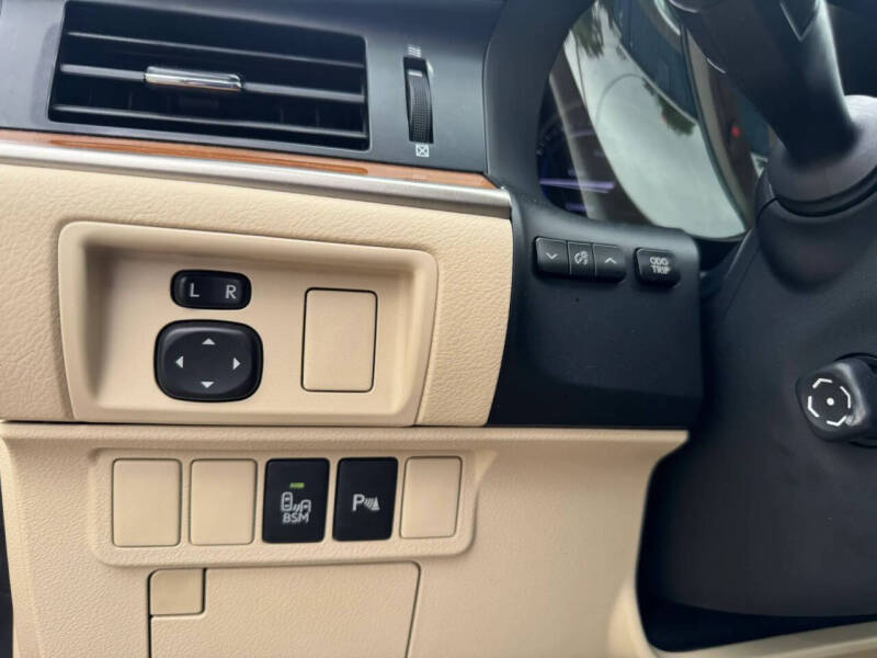 2014 Lexus ES 300h
