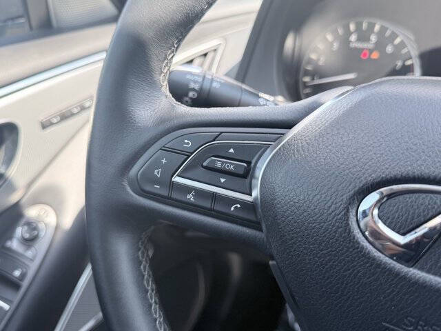 2023 Infiniti Q50 Luxe