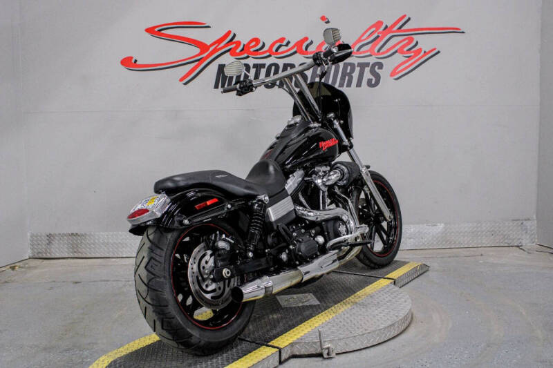 2010 Harley-Davidson Dyna Street Bob