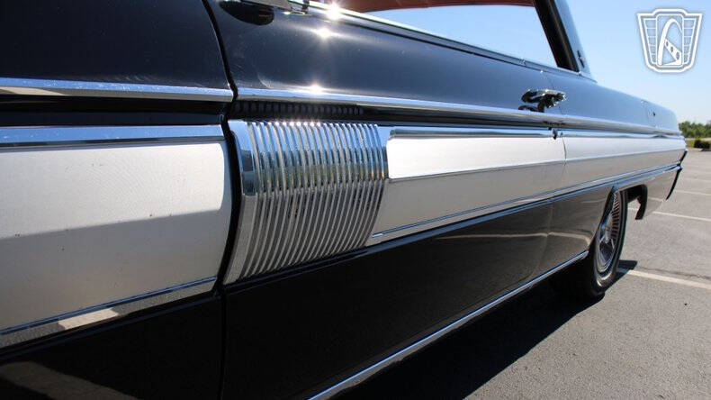1962 Oldsmobile Starfire