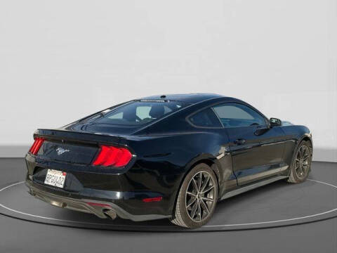 2020 Ford Mustang EcoBoost