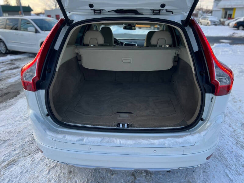 2014 Volvo XC60 T6 Premier Plus