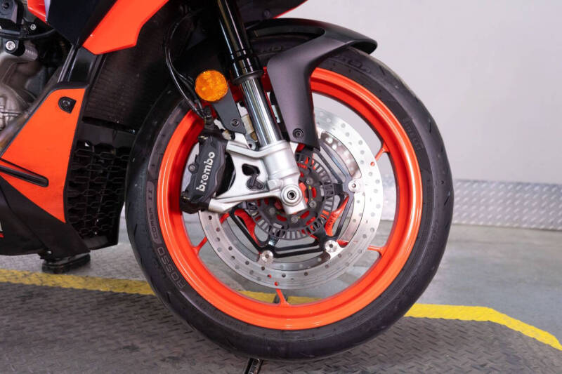 2022 Aprilia Tuono 660