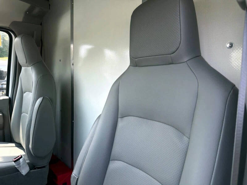 2027 Ford E-Series