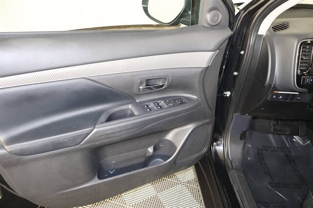 2020 Mitsubishi Outlander SEL