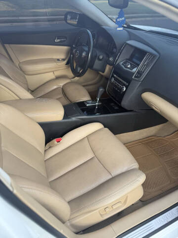 2011 Nissan Maxima 3.5 SV