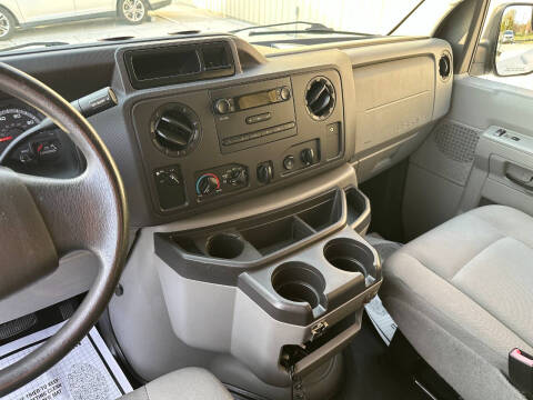 2014 Ford E-Series E-150 XL
