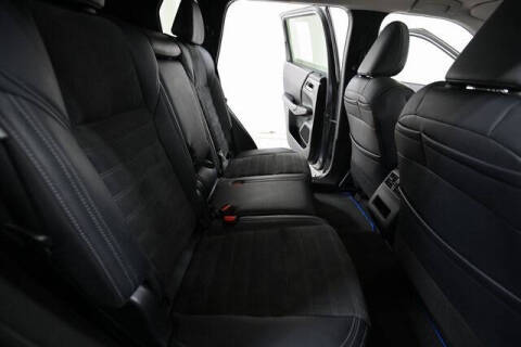 2023 Mitsubishi Outlander PHEV SE