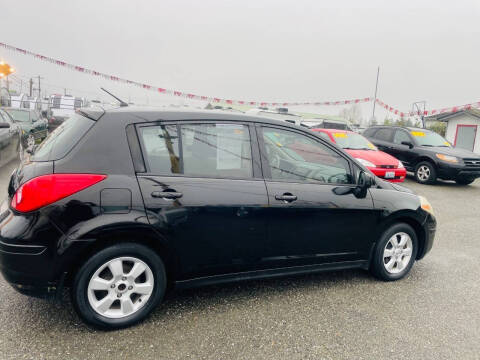 2009 Nissan Versa 1.8 SL