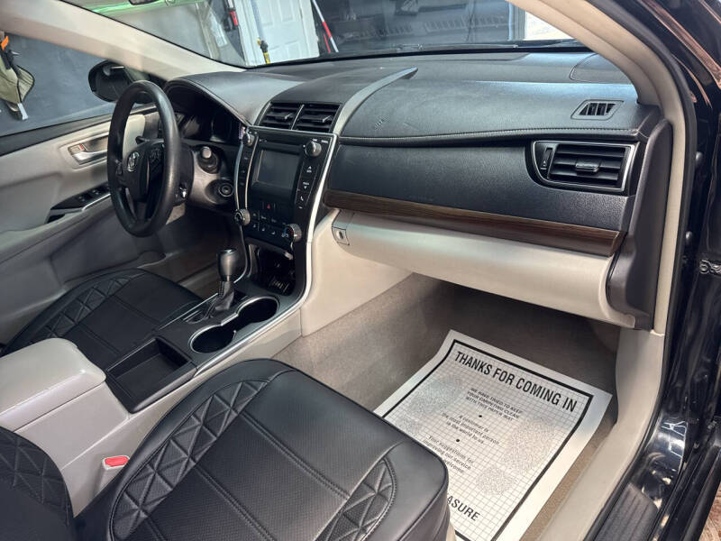 2016 Toyota Camry LE