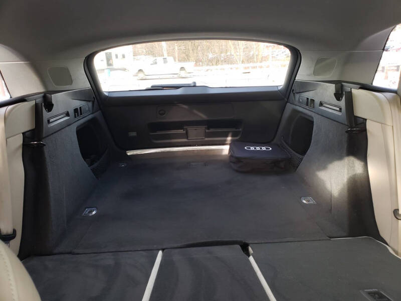 2019 Audi e-tron quattro Prestige