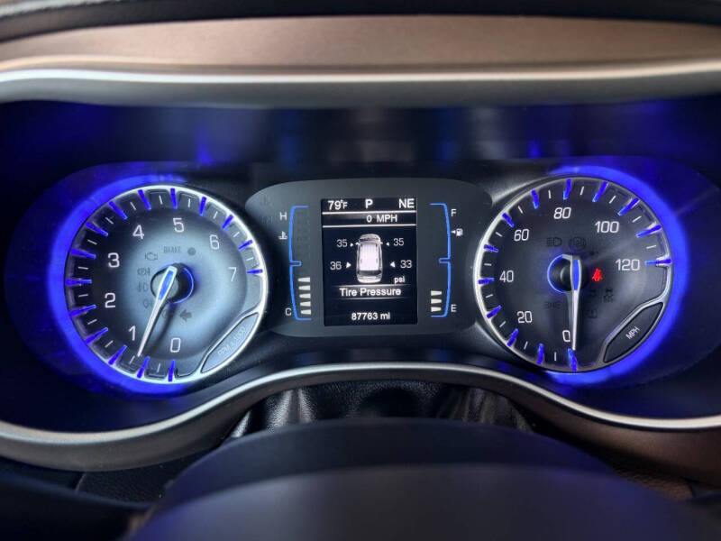 2017 Chrysler Pacifica Touring