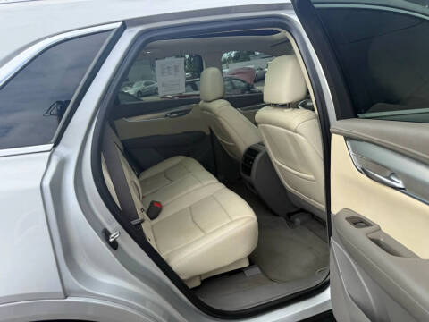 2020 Cadillac XT5 Premium Luxury