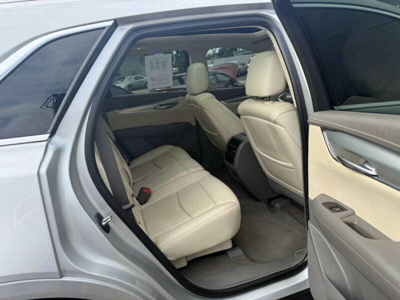 2020 Cadillac XT5 Premium Luxury