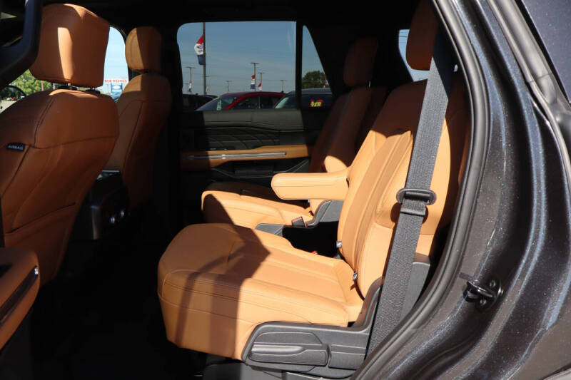 2024 Ford Expedition Platinum