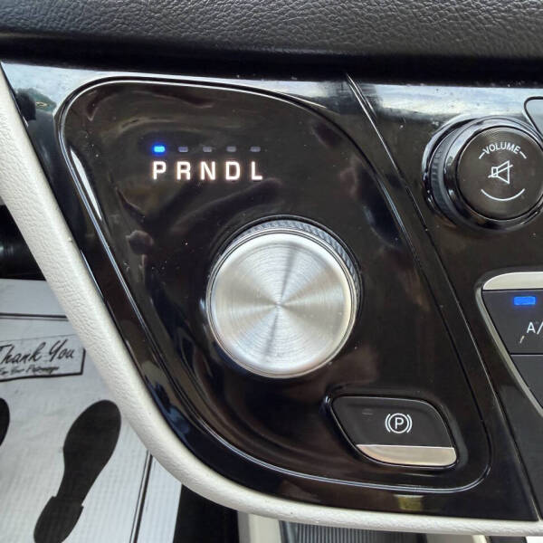 2017 Chrysler Pacifica Touring