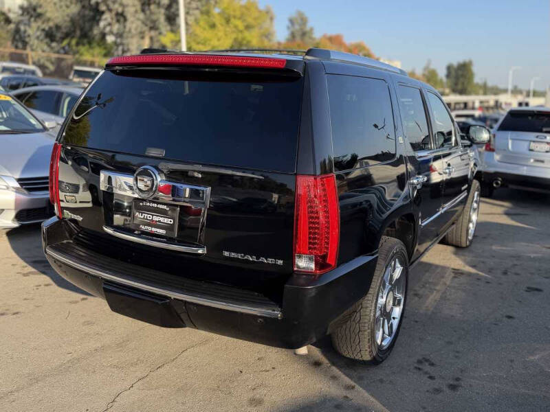 2011 Cadillac Escalade Hybrid