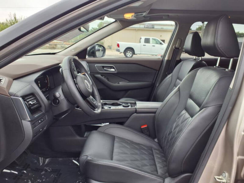 2023 Nissan Rogue Platinum