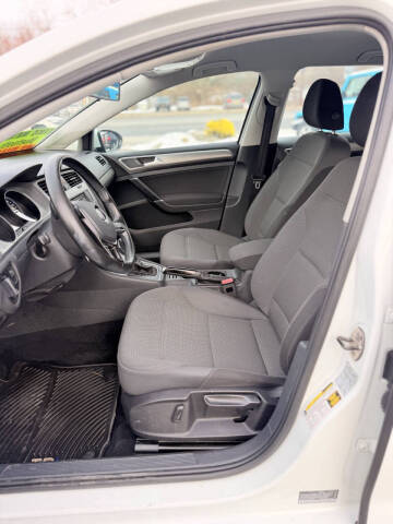 2016 Volkswagen Golf SportWagen TSI S