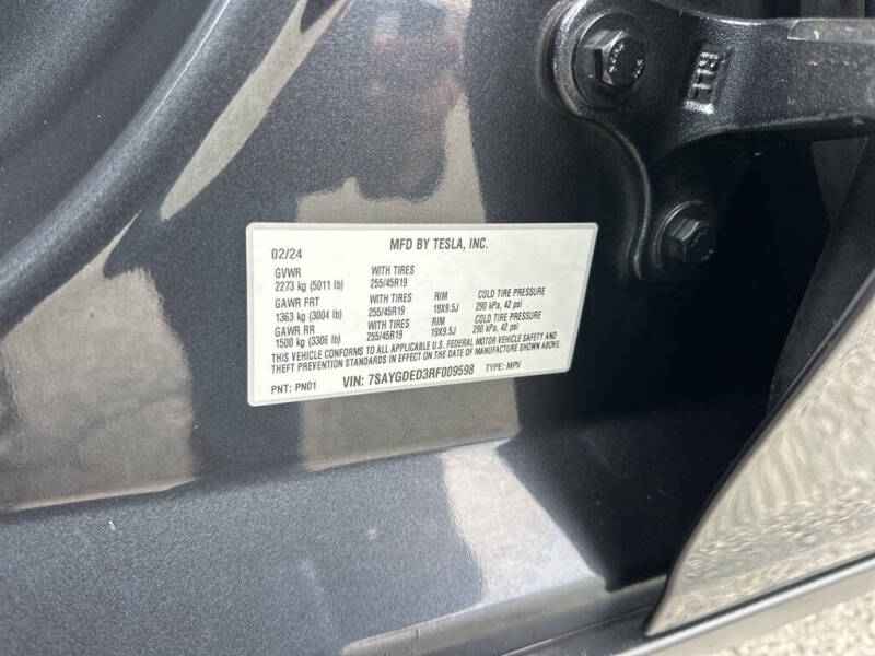 2024 Tesla Model Y Long Range