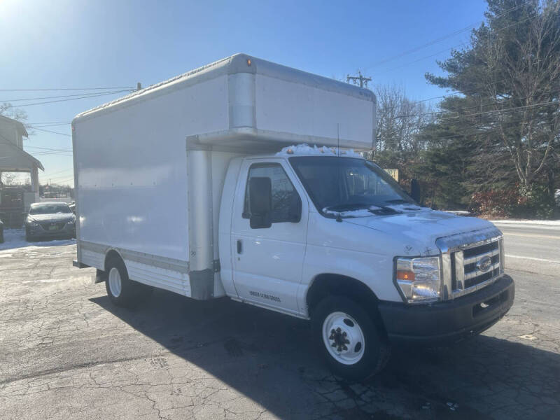 2010 Ford E-Series E-450 SD
