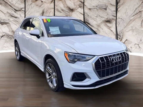 2019 Audi Q3 quattro Premium 45 TFSI