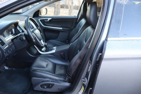 2016 Volvo XC60 T5 Premier