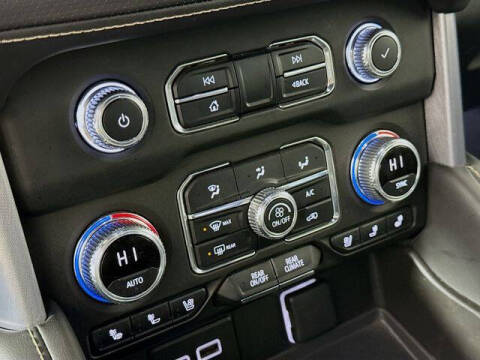 2023 GMC Yukon XL SLT