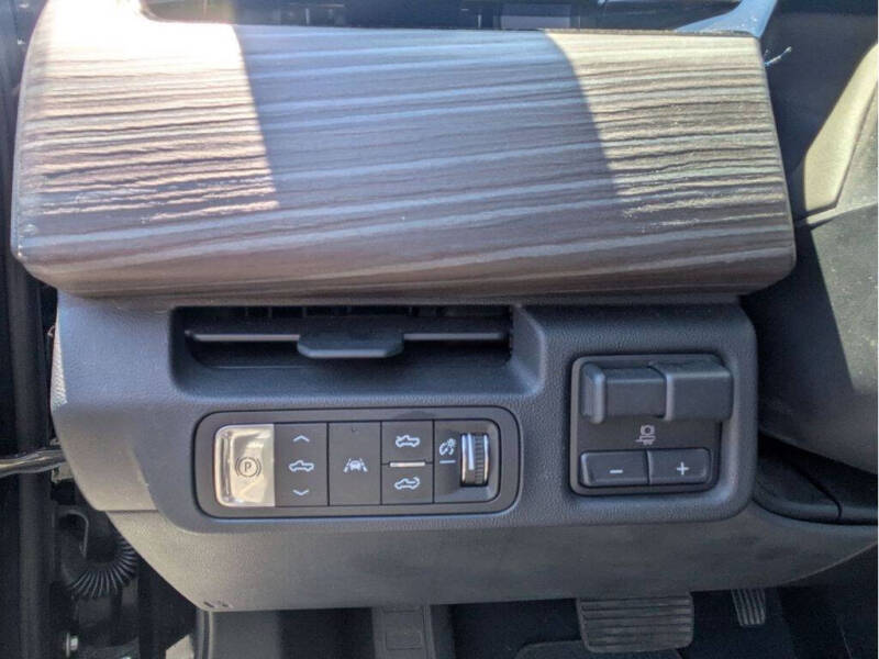 2025 GMC Sierra EV Denali