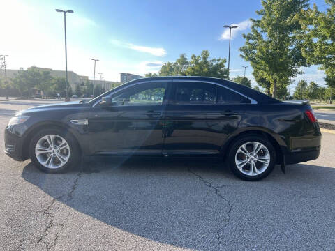 2014 Ford Taurus SEL