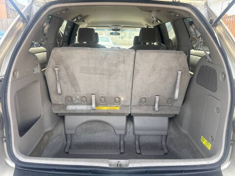 2006 Toyota Sienna
