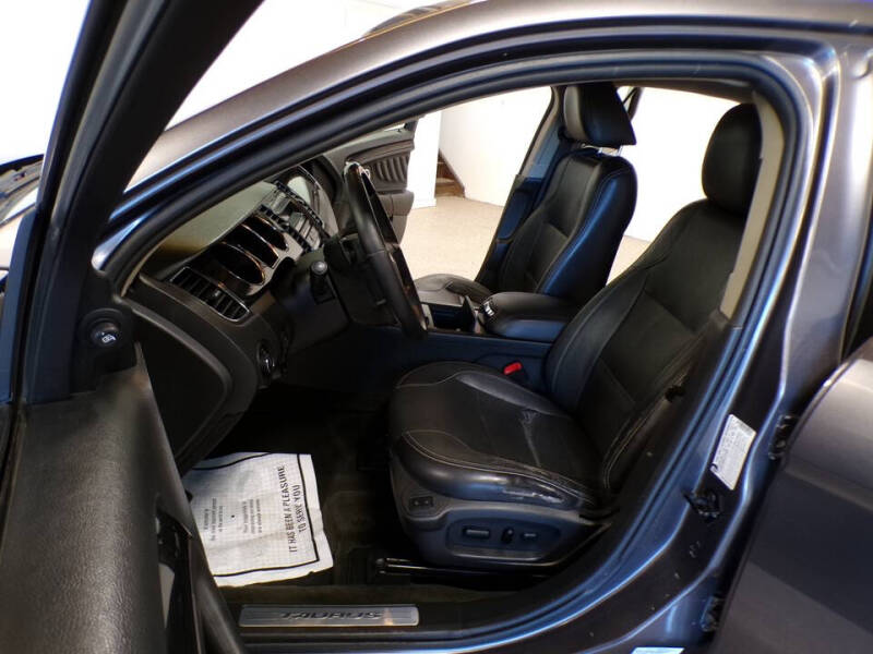 2011 Ford Taurus Limited