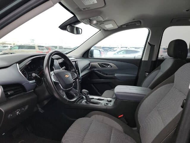 2021 Chevrolet Traverse LT Cloth