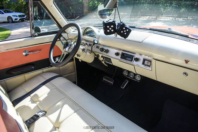 1954 Ford Crestline