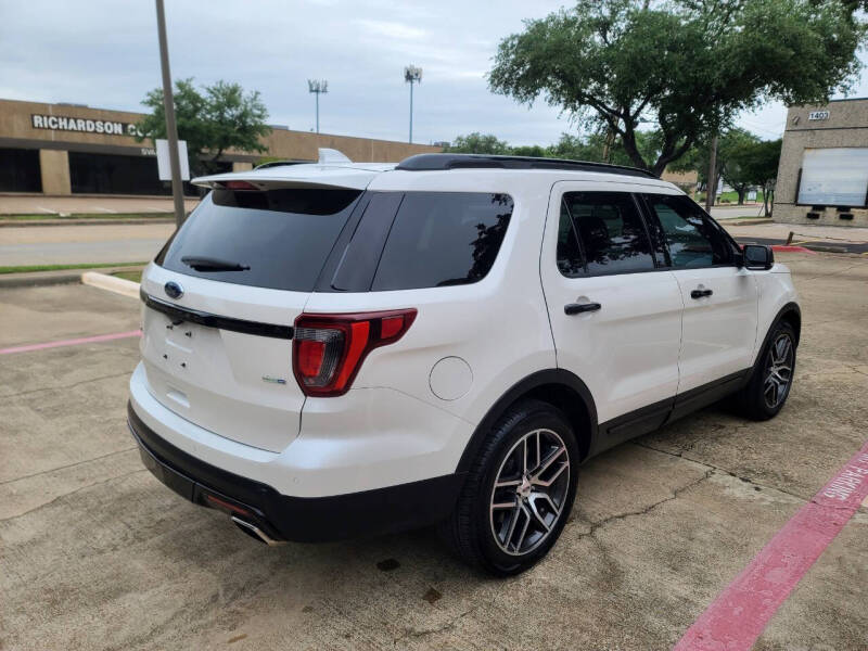 2016 Ford Explorer Sport
