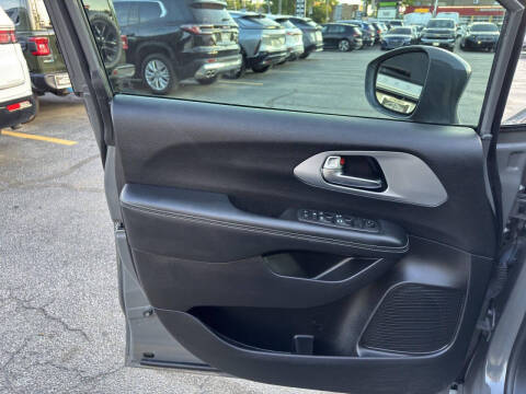 2021 Chrysler Pacifica Touring