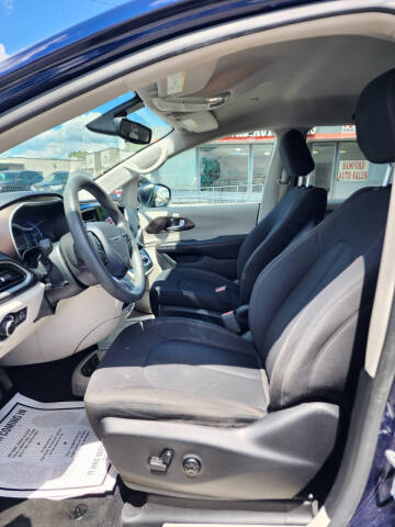 2017 Chrysler Pacifica Touring