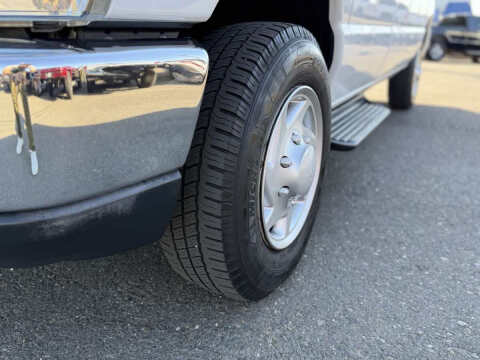 2014 Ford E-Series E-350 SD XLT