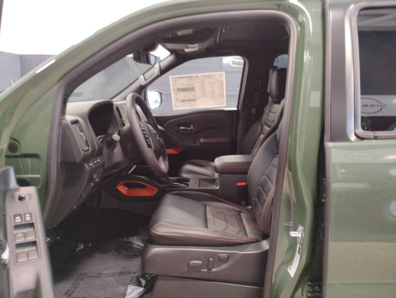 2025 Nissan Frontier PRO-4X