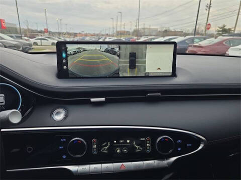 2023 Genesis GV70 2.5T Standard