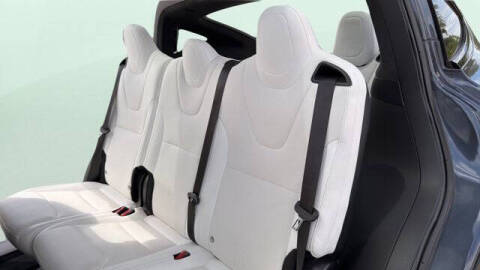 2023 Tesla Model X Standard Range