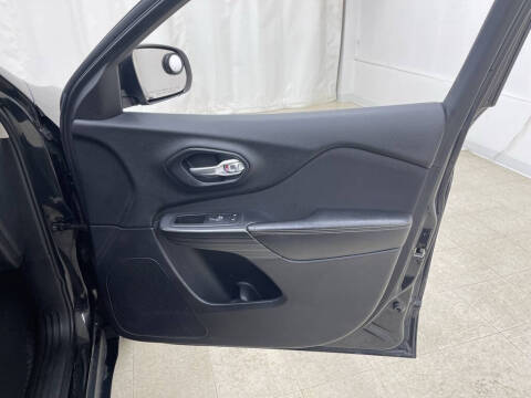 2016 Jeep Cherokee Latitude Altitude