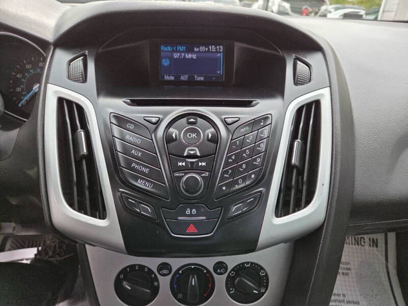 2013 Ford Focus SE