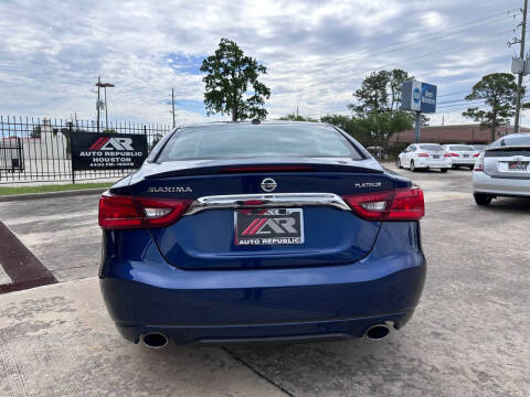 2017 Nissan Maxima Platinum