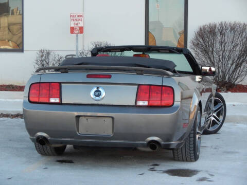 2005 Ford Mustang GT Premium